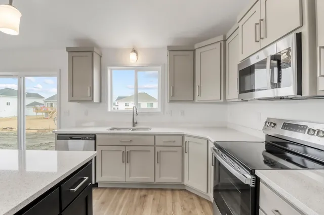 $322,419 | 3755 19th Street South, Moorhead, MN 56560