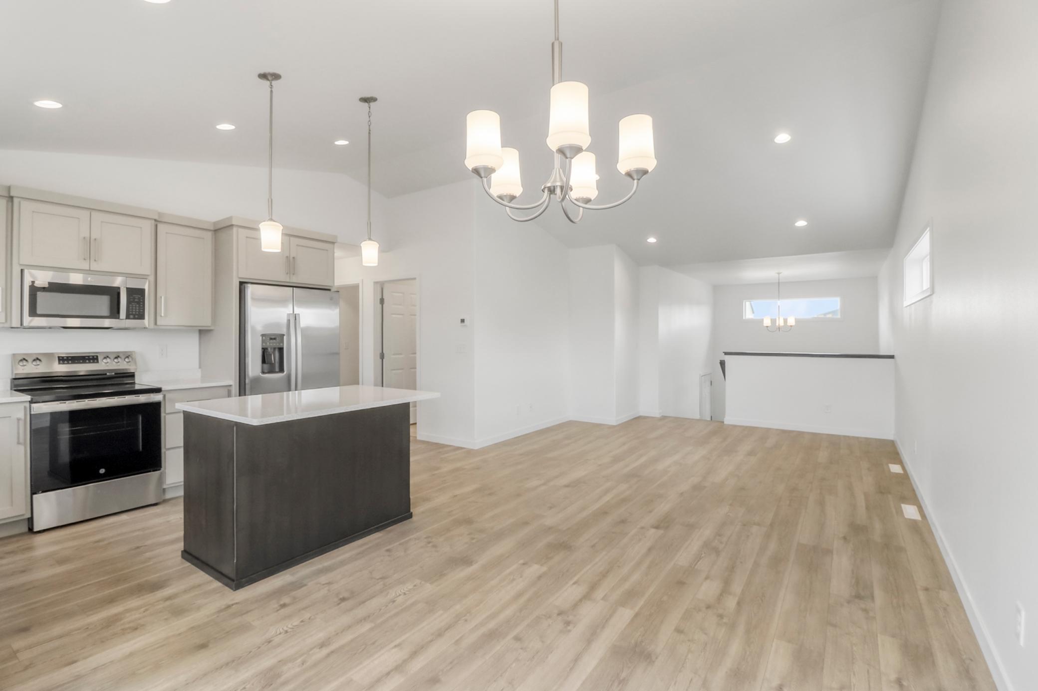 3755 19th Street South Moorhead, MN 56560 - Photo 8 of 39