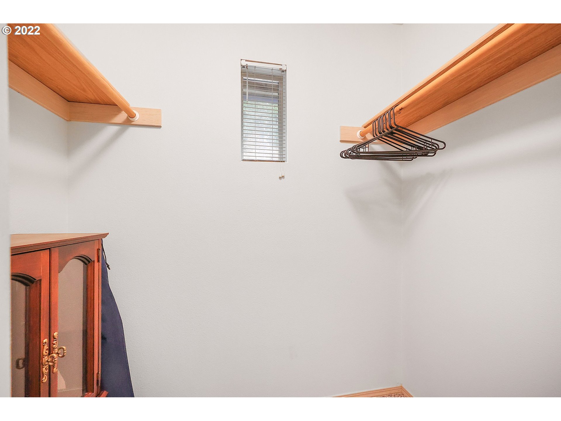 5156 Southwest Multnomah Boulevard, Unit I Portland, OR 97219 - Photo 19 of 32 Gallery Image 19