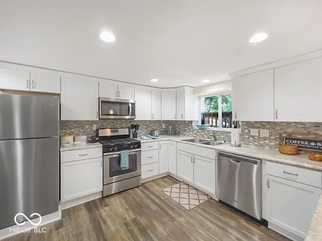 $2,845 | 2600 South Bryan Street, Bloomington, IN 47403