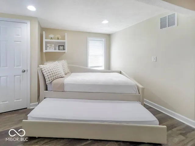 $2,845 | 2600 South Bryan Street, Bloomington, IN 47403