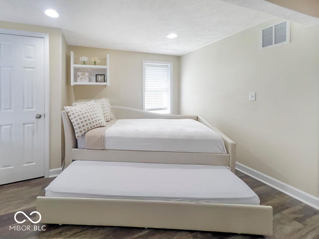 2600 South Bryan Street Bloomington, IN 47403 - Photo 7 of 62