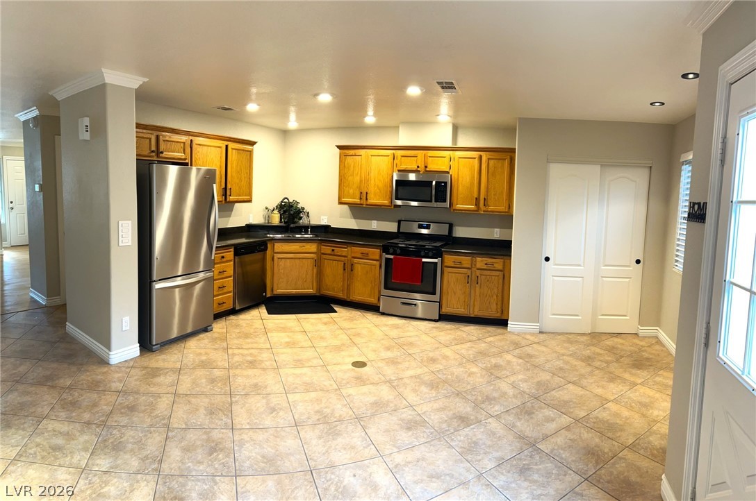 2223 Rugged Mesa Drive Laughlin, NV 89029 - Photo 5 of 39