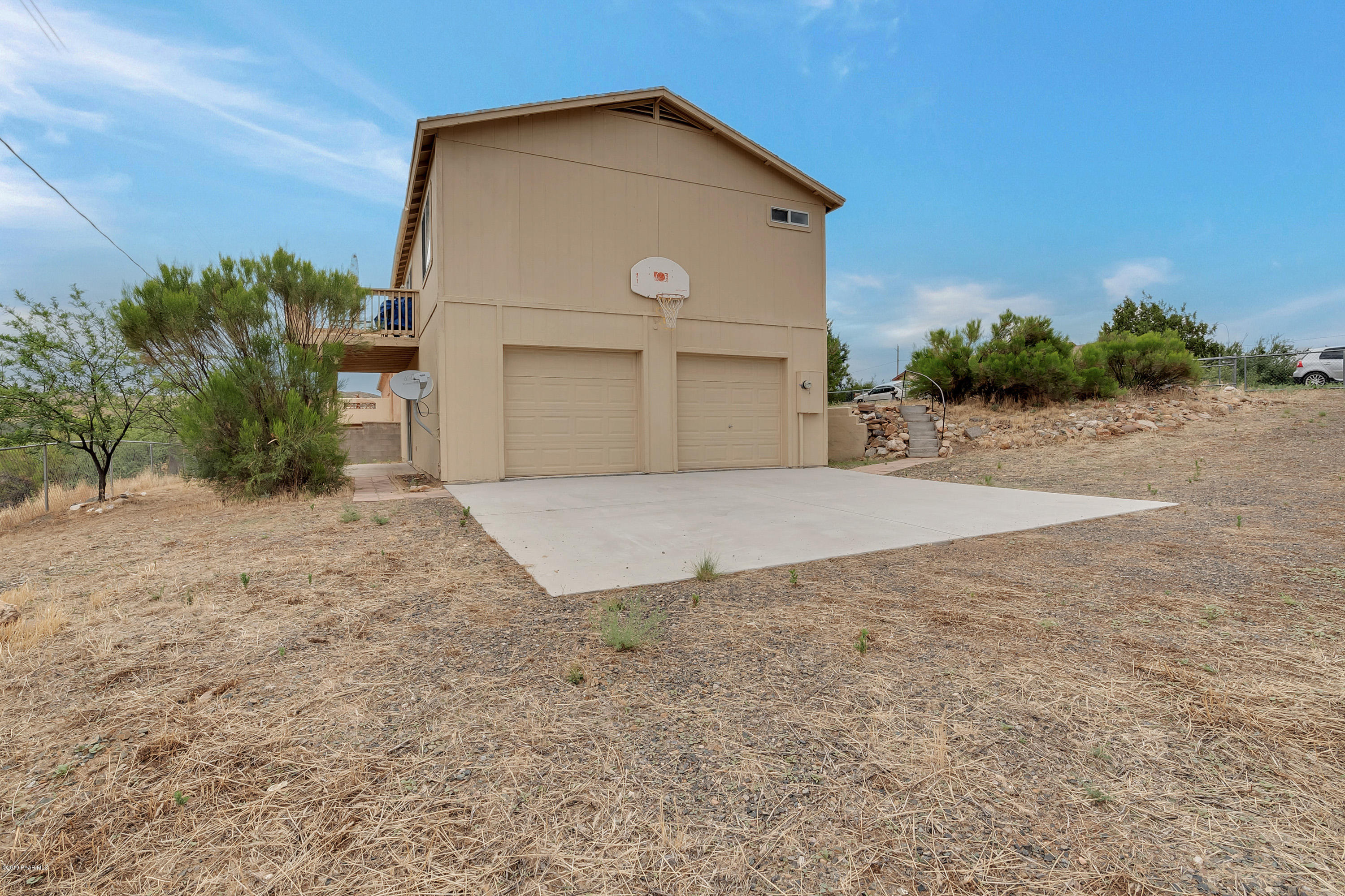 20157 East Lakeside Road Mayer, AZ 86333 - Photo 11 of 23 Garage (2)