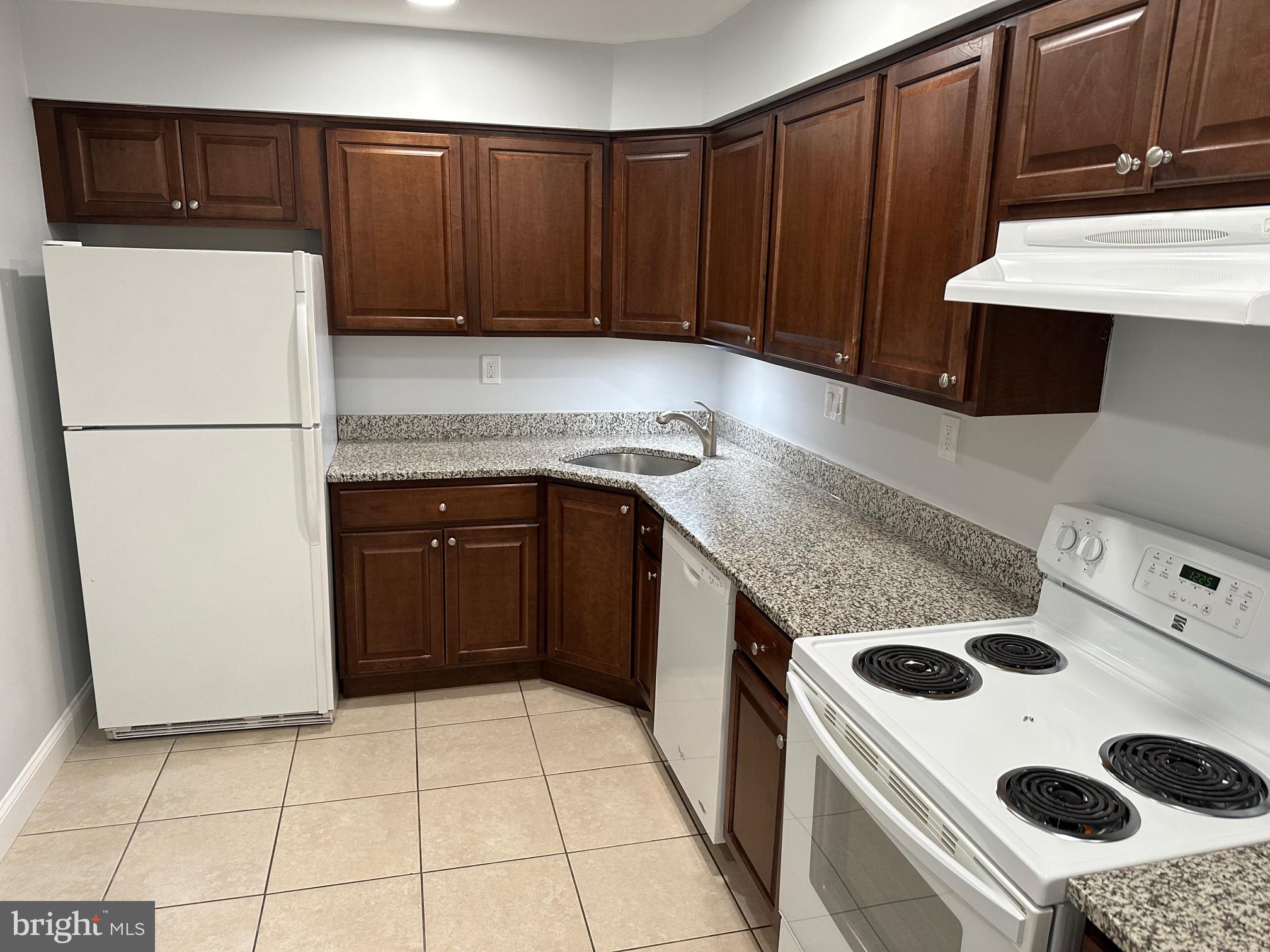 32 Haddonfield Commons Haddonfield, NJ 08033 - Photo 11 of 27