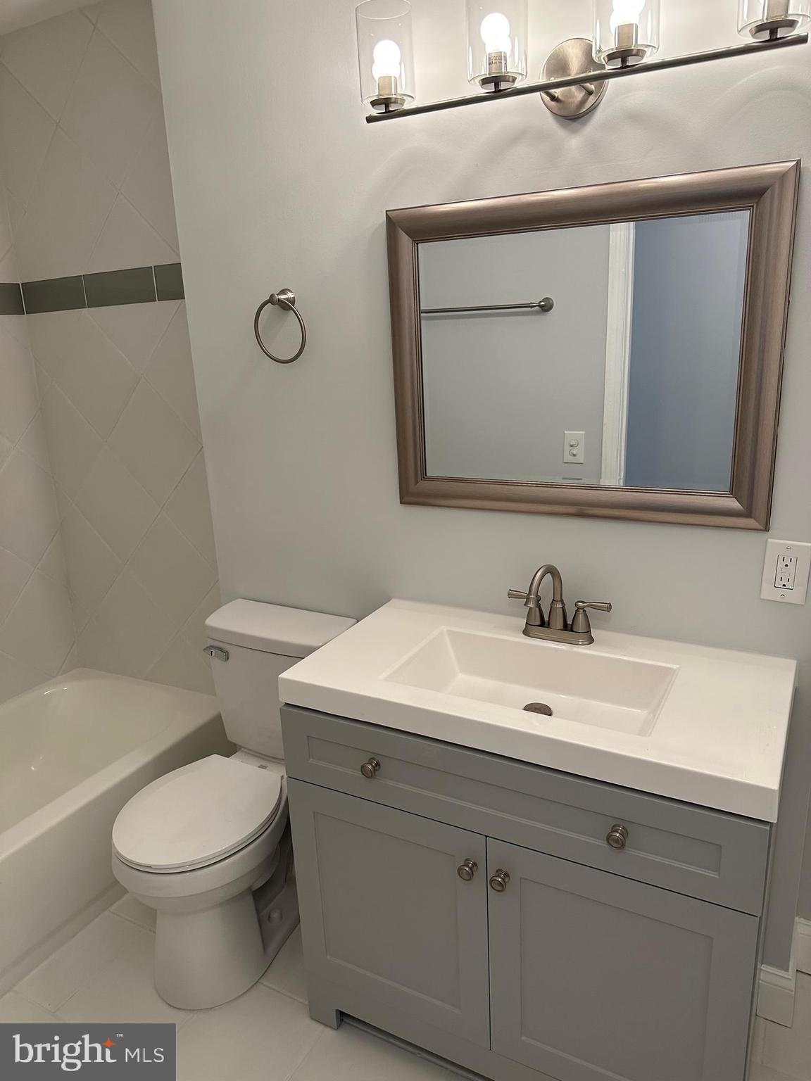 32 Haddonfield Commons Haddonfield, NJ 08033 - Photo 17 of 27