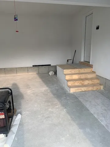 $850,000 | 66 Cross Avenue, Brockton, MA 02301