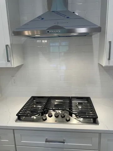 $850,000 | 66 Cross Avenue, Brockton, MA 02301