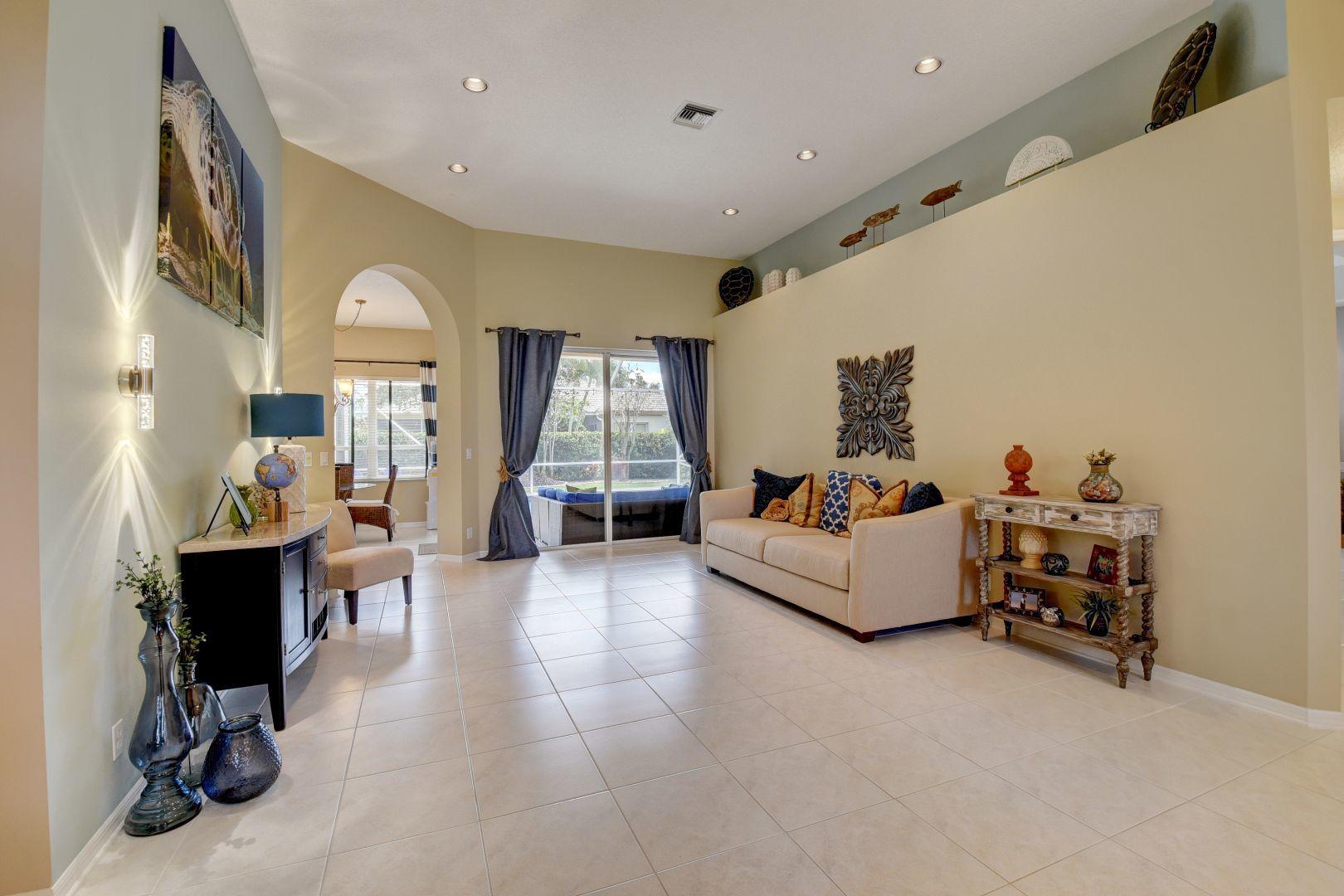 21420 Gosier Way Boca Raton, FL 33428 - Photo 14 of 46 Living Room