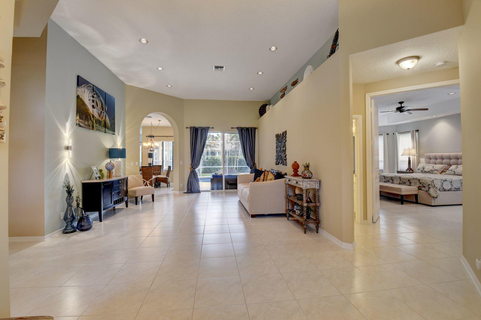 21420 Gosier Way Boca Raton, FL 33428 - Photo 16 of 46 Living Room