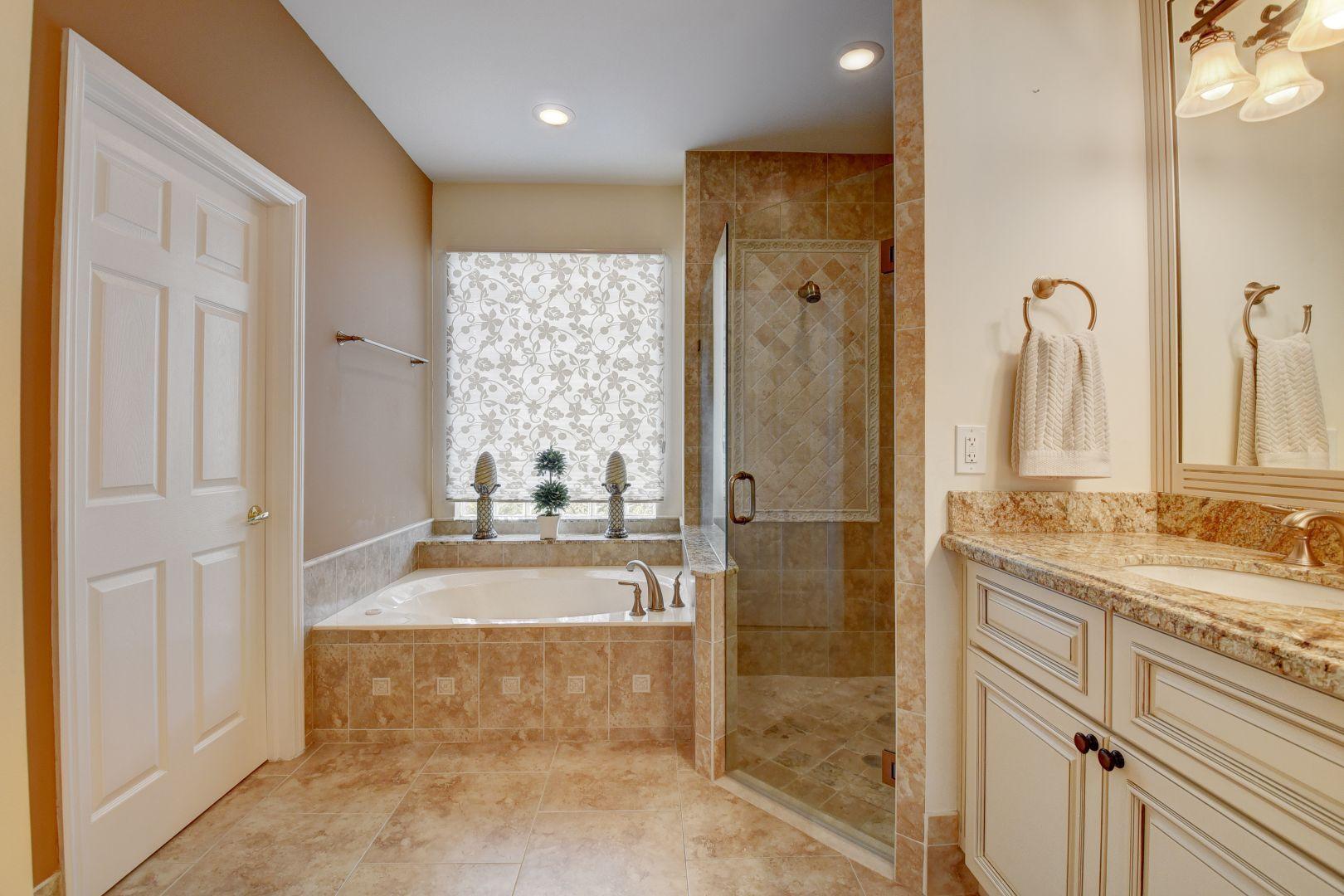 21420 Gosier Way Boca Raton, FL 33428 - Photo 26 of 46 Master Bath