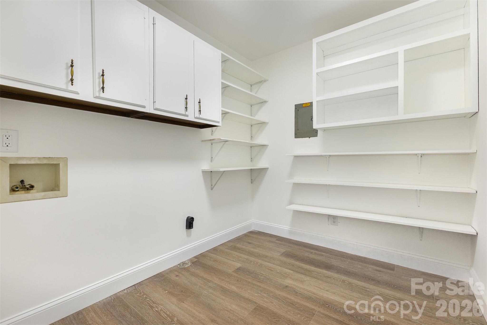 1184 Molokai Drive Fort Mill, SC 29708 - Photo 13 of 35 a view of room with cabinets