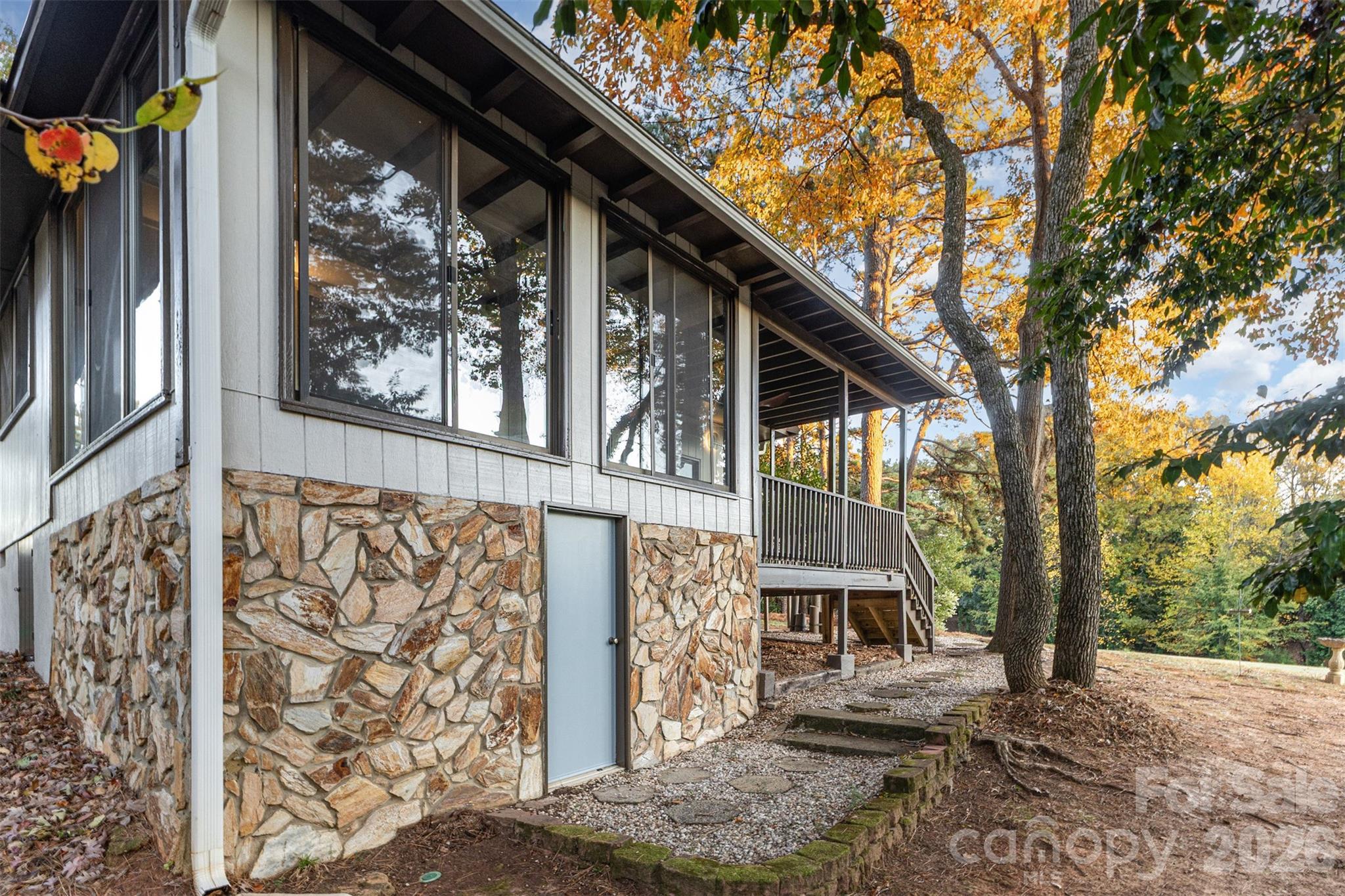 1184 Molokai Drive Fort Mill, SC 29708 - Photo 28 of 35 a front view of a house with garden