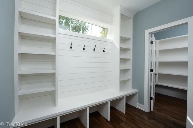 $1,360,900 | 3000 Burlington Avenue, Lisle, IL 60532