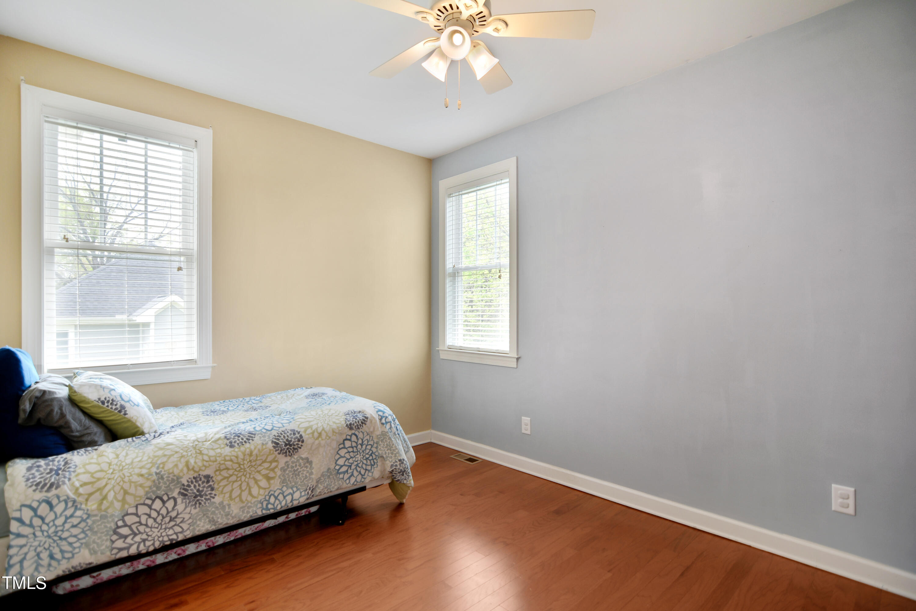 207 Idlewild Avenue Raleigh, NC 27601 - Photo 10 of 14 007