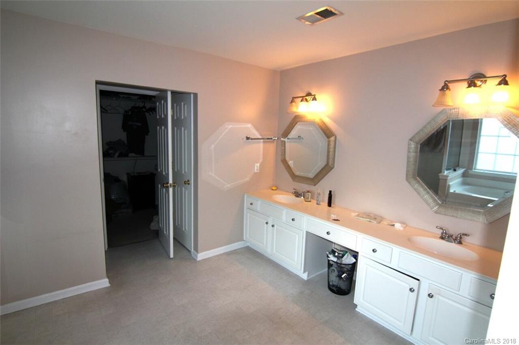 18208 Harbor Mist Road, Unit 160 Cornelius, NC 28031 - Photo 12 of 20 Gallery Image 12