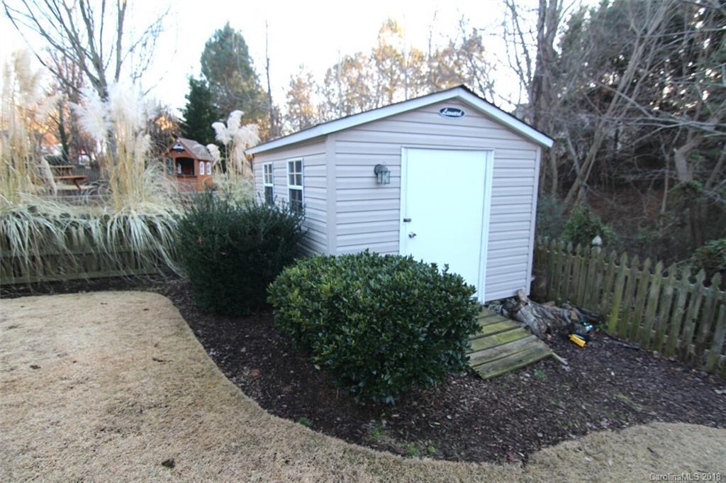 18208 Harbor Mist Road, Unit 160 Cornelius, NC 28031 - Photo 17 of 20 Gallery Image 17