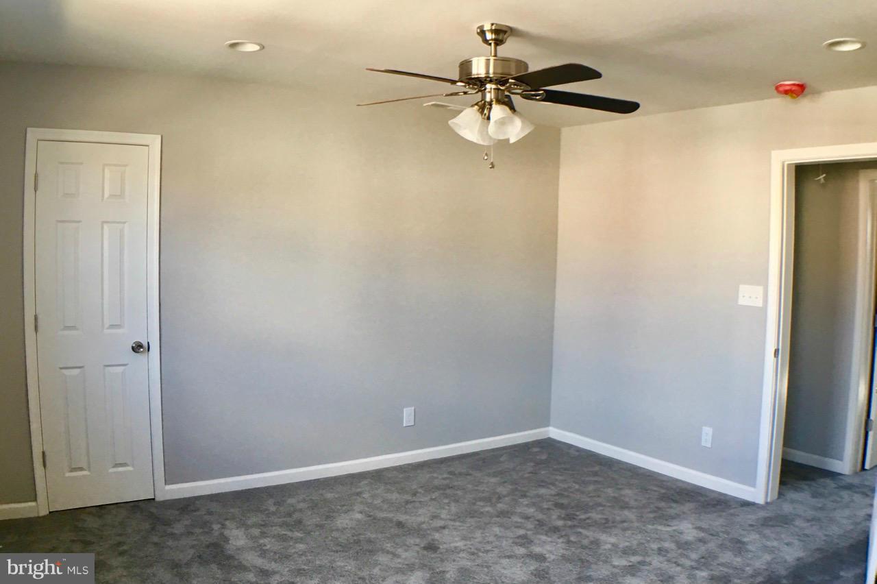3919 Glenhunt Road Baltimore, MD 21229 - Photo 13 of 23 Bedroom (Master)