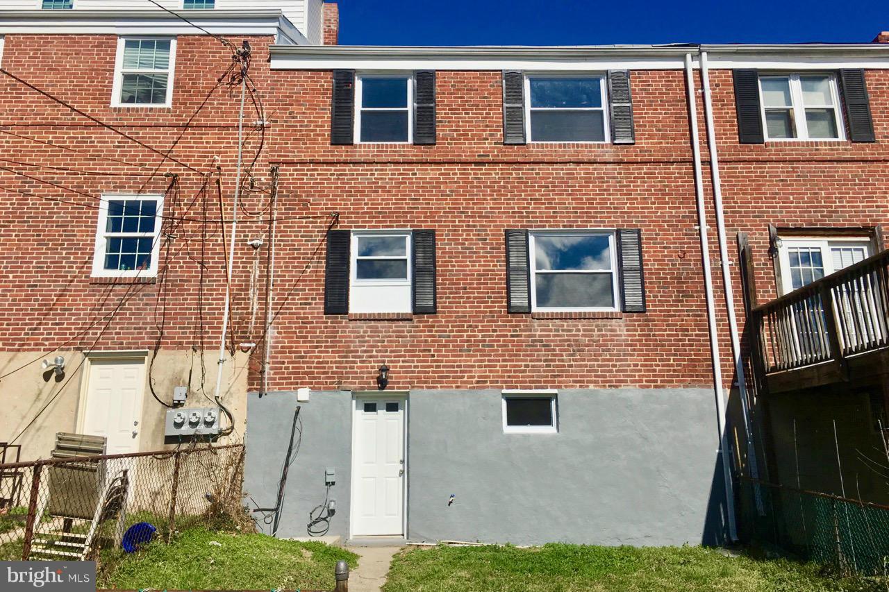 3919 Glenhunt Road Baltimore, MD 21229 - Photo 23 of 23 Exterior (Rear)