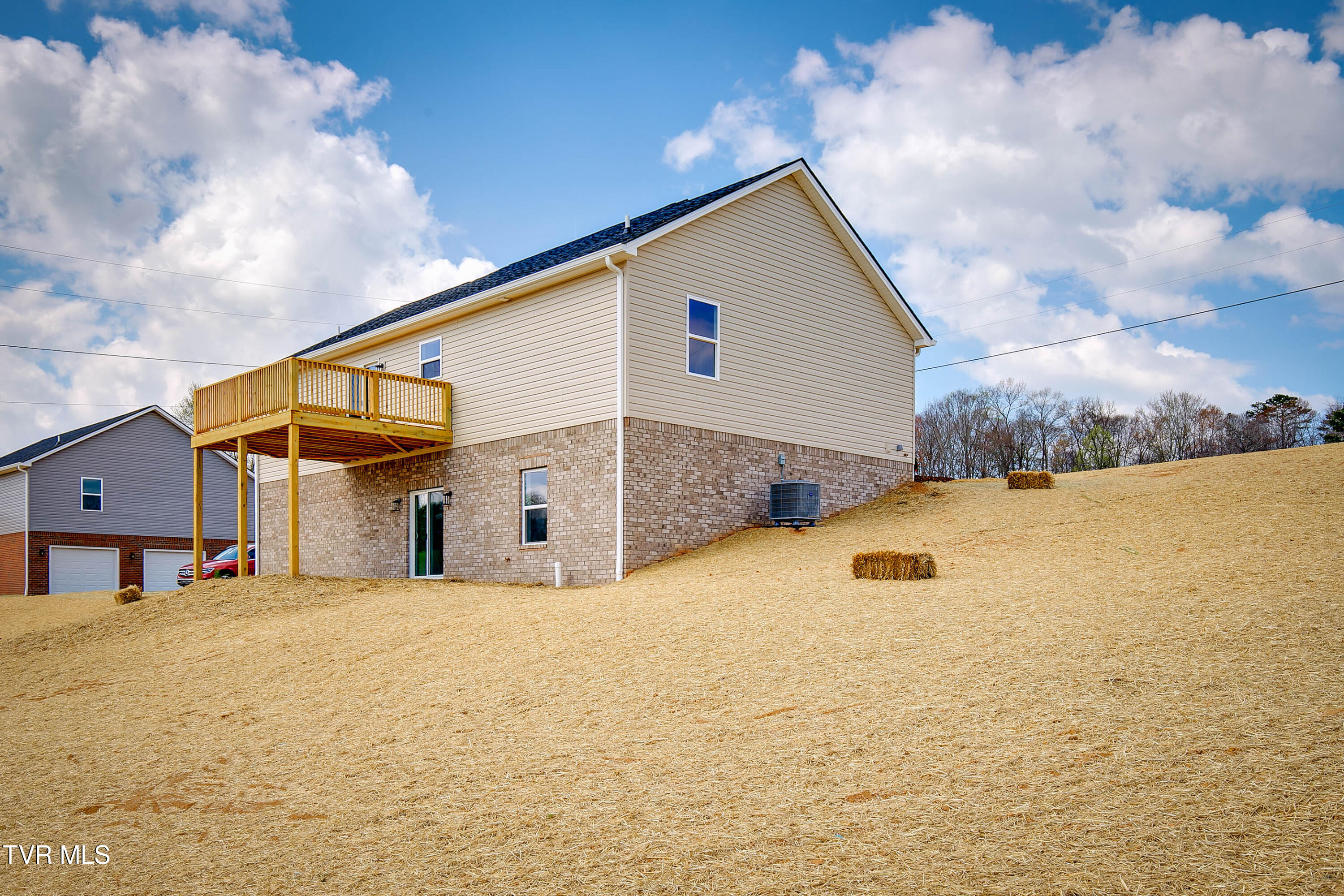 420 Barren Valley Road Chuckey, TN 37641 - Photo 8 of 39 400 Barren Valley Rd EX11-8