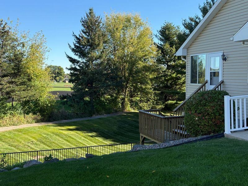 128 Summit Court Columbus, WI 53925 - Photo 4 of 26