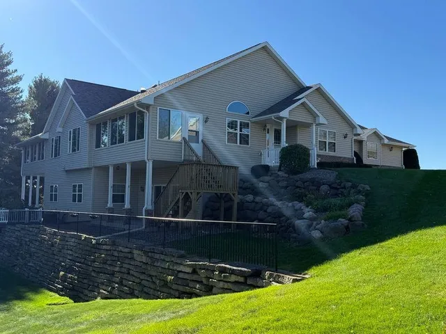 $420,000 | 128 Summit Court, Columbus, WI 53925