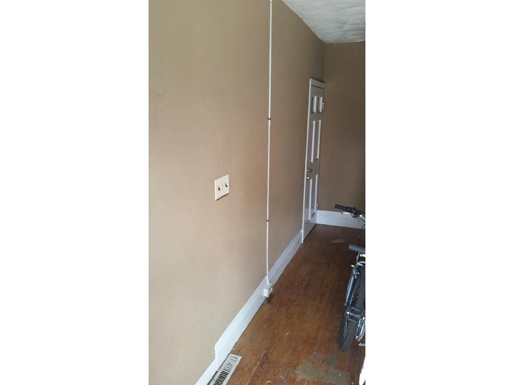 244 Lowell Street Manchester, NH 03104 - Photo 8 of 25