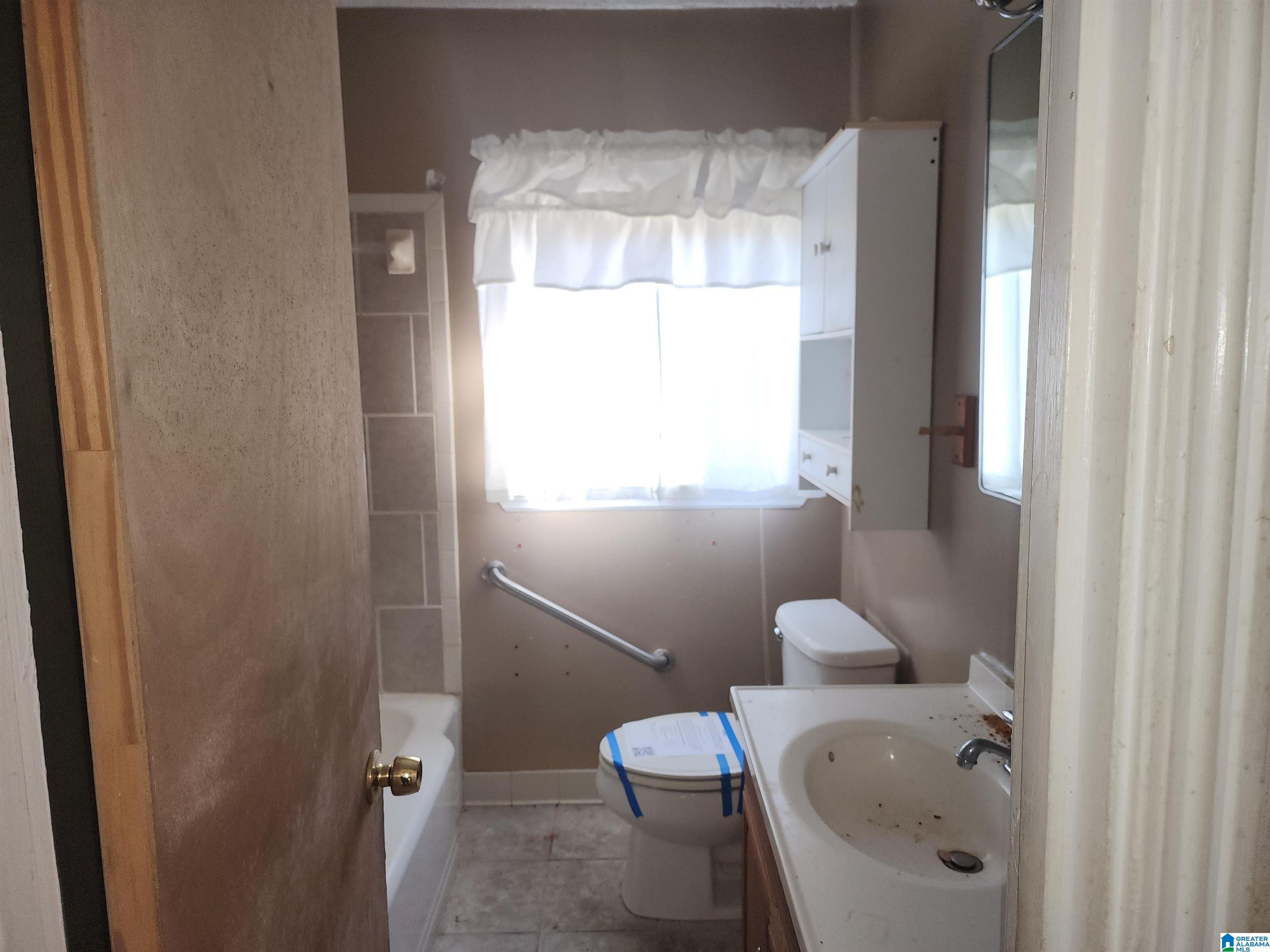 1624 Mims Street Southwest Birmingham, AL 35211 - Photo 13 of 15