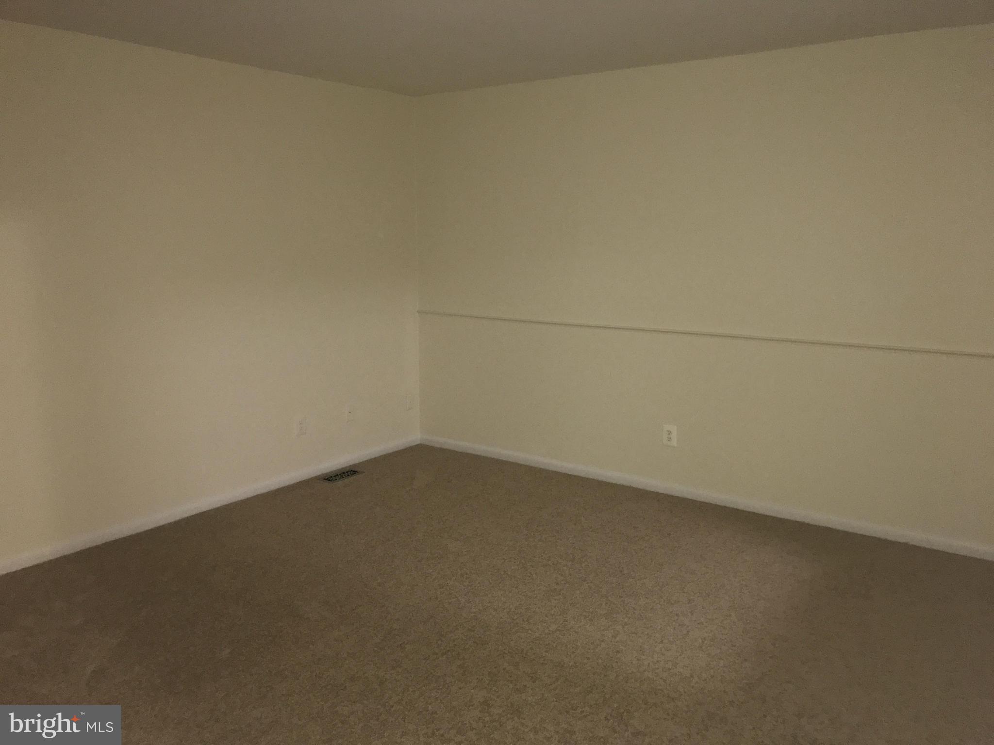 3355 Style Avenue Laurel, MD 20724 - Photo 5 of 15 close up of a white marble wall