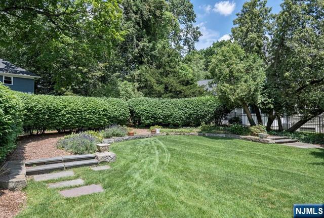 211 Bellair Road Ridgewood, NJ 07450 - Photo 33 of 47