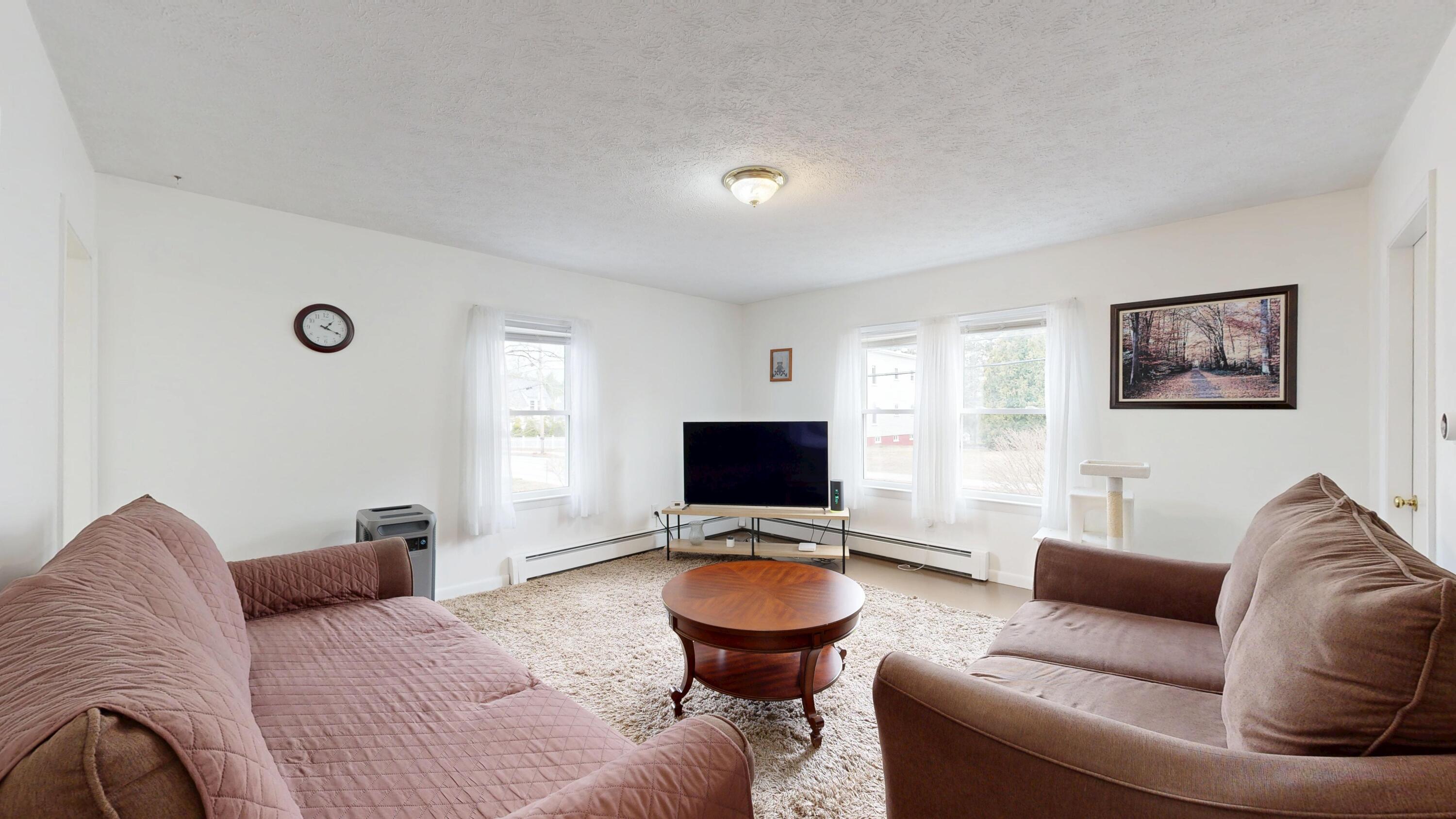 28 Ferry Road Saco, ME 04072 - Photo 9 of 35 28-Ferry-Road-04142026_111151