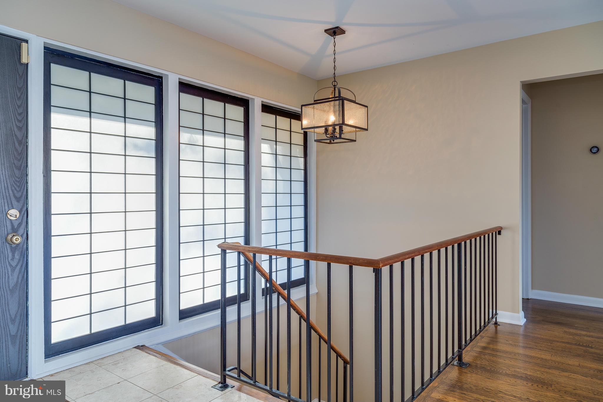 11308 South Shore Road Reston, VA 20190 - Photo 11 of 29 Interior (General)