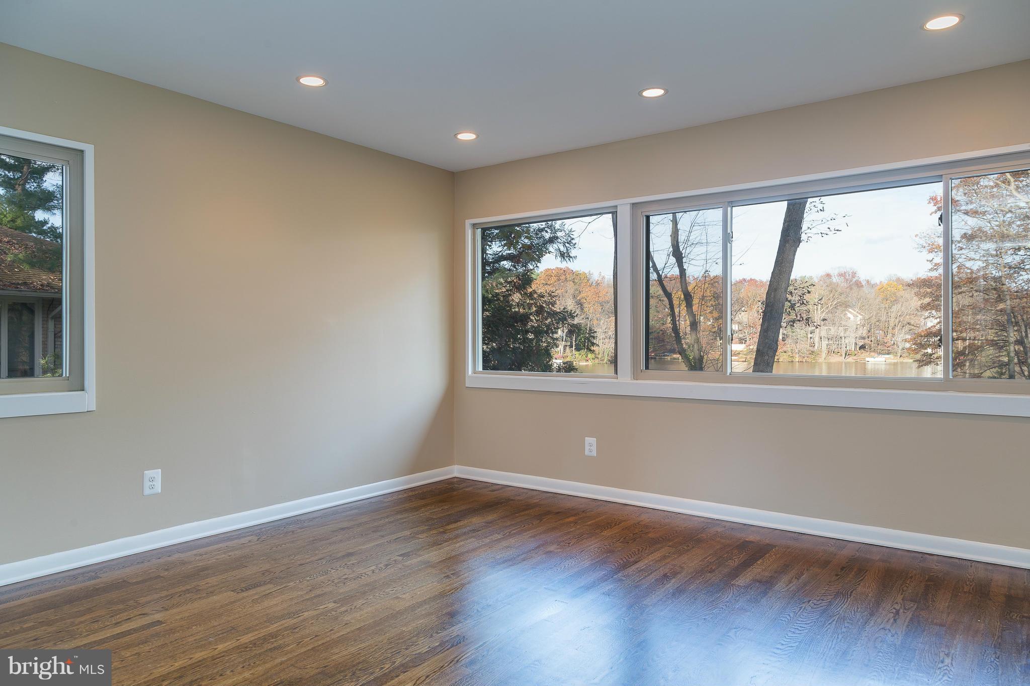 11308 South Shore Road Reston, VA 20190 - Photo 15 of 29 Bedroom
