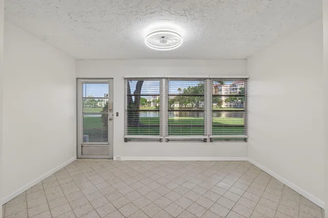 $1,800 | 26 Abbey Lane, Unit 108, Delray Beach, FL 33446