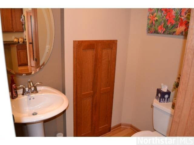 382 Valley Commons Hudson, WI 54016 - Photo 12 of 18 Gallery Image 12