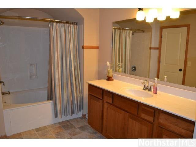 382 Valley Commons Hudson, WI 54016 - Photo 15 of 18 Gallery Image 15