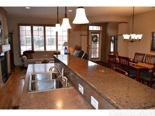 382 Valley Commons Hudson, WI 54016 - Photo 5 of 18 Gallery Image 5