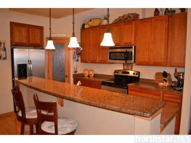 382 Valley Commons Hudson, WI 54016 - Photo 7 of 18 Gallery Image 7