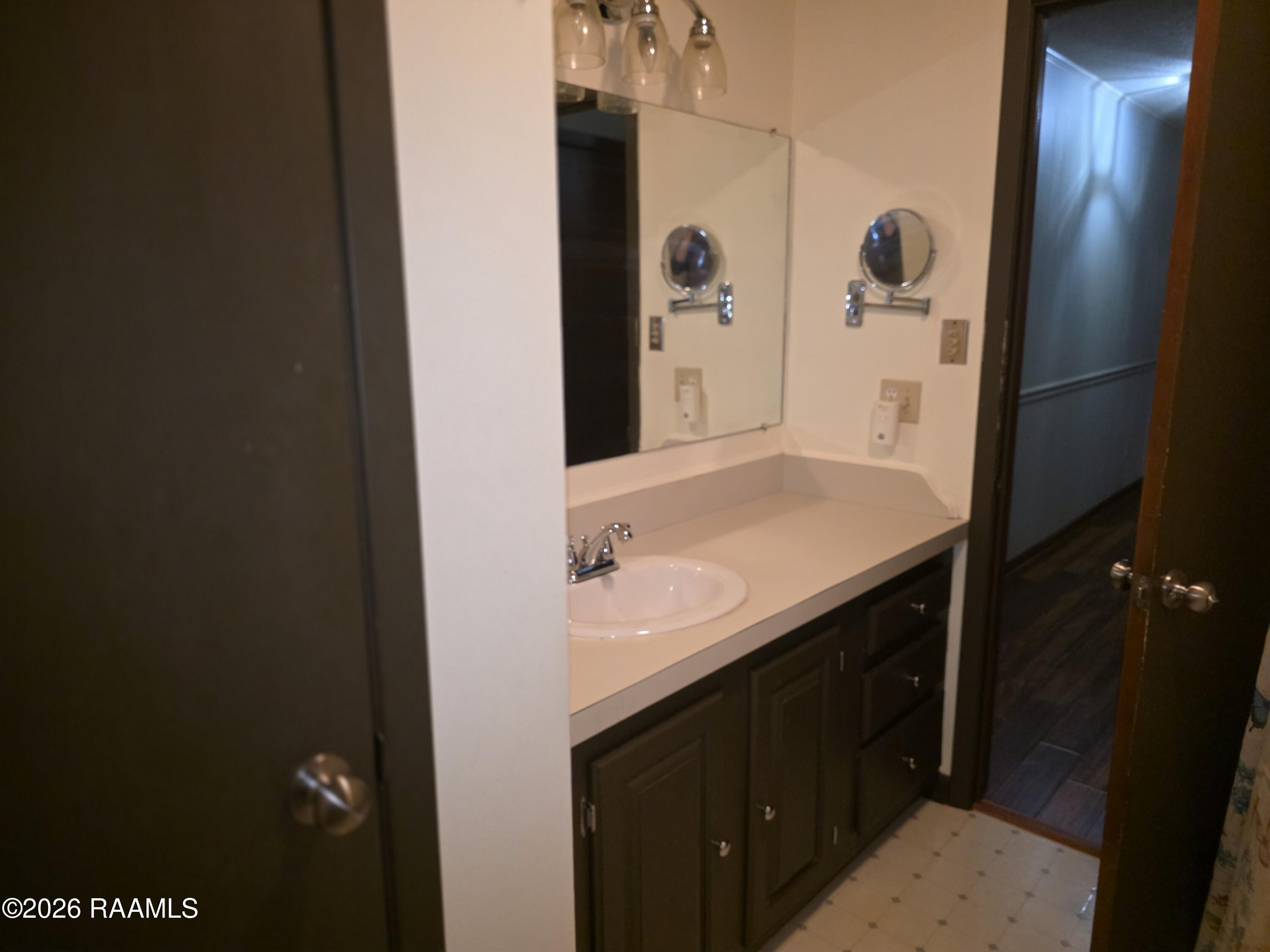 215 Lora Street Ville Platte, LA 70586 - Photo 22 of 26 20260122_150214