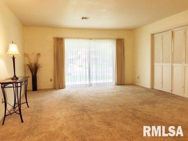 1360 Kimberly Ridge Road, Unit 104 Bettendorf, IA 52722 - Photo 12 of 20