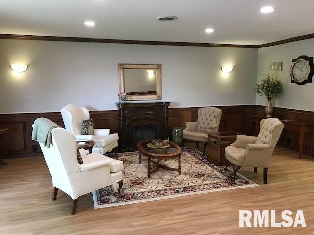 1360 Kimberly Ridge Road, Unit 104 Bettendorf, IA 52722 - Photo 3 of 20