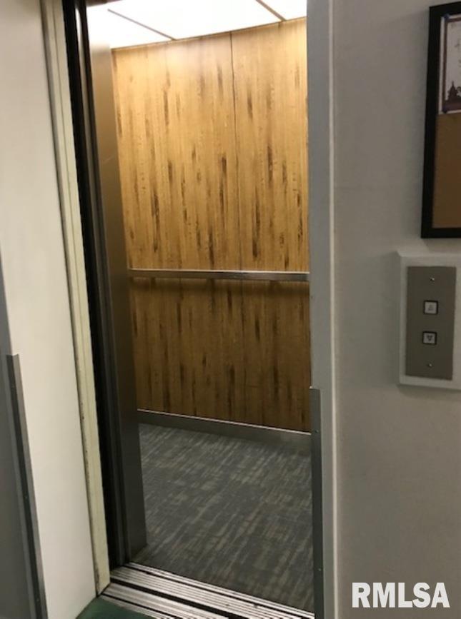 1360 Kimberly Ridge Road, Unit 104 Bettendorf, IA 52722 - Photo 5 of 20