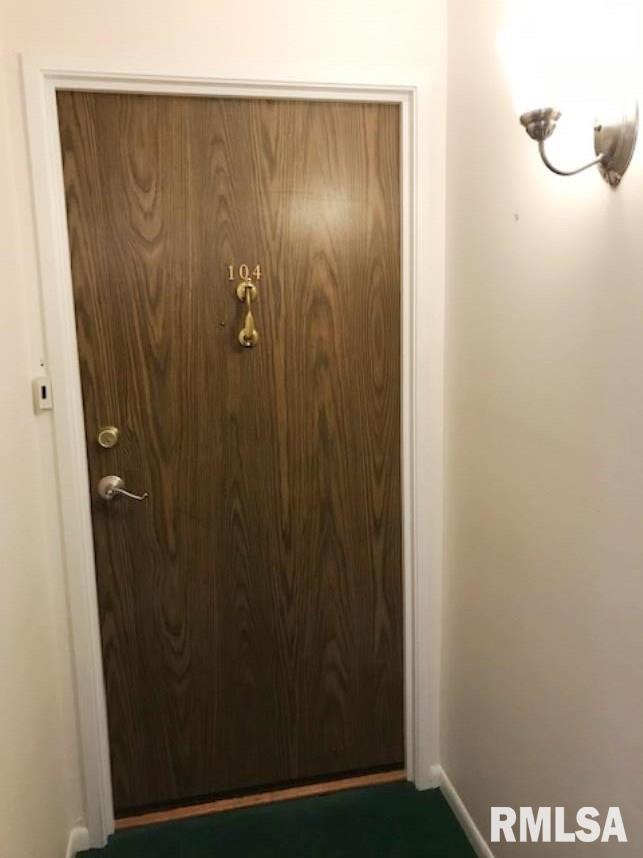 1360 Kimberly Ridge Road, Unit 104 Bettendorf, IA 52722 - Photo 9 of 20