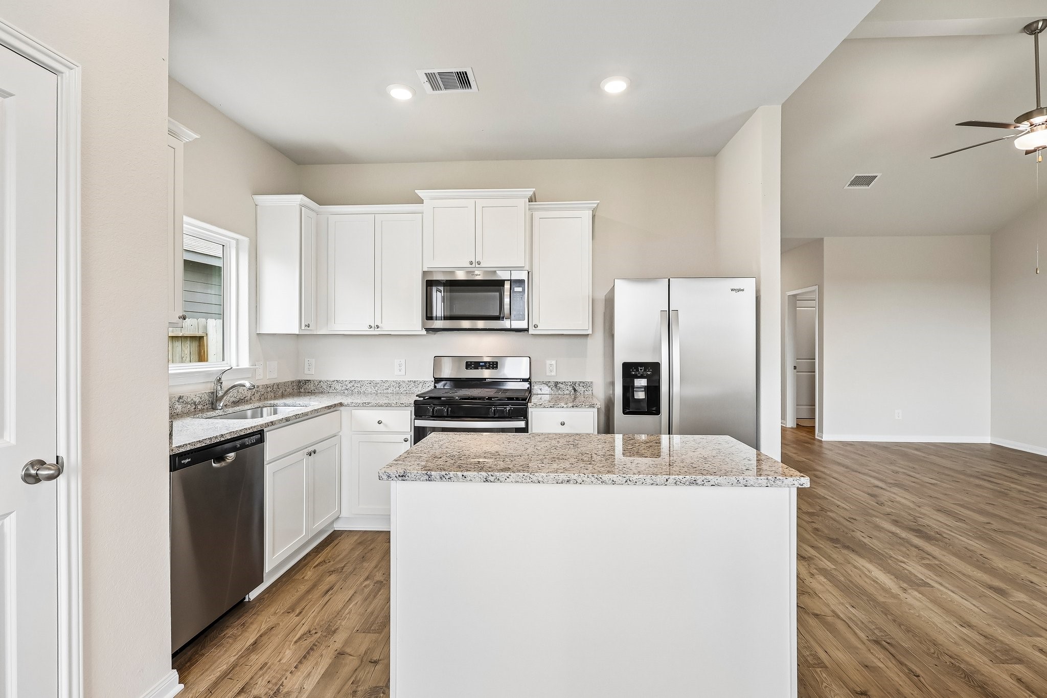 313 Tejas Trail Waller, TX 77484 - Photo 10 of 21
