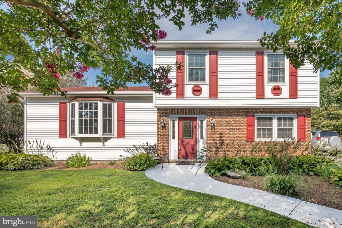 333 Dew Drop Lane Prince Frederick, MD 20678 - Photo 2 of 44