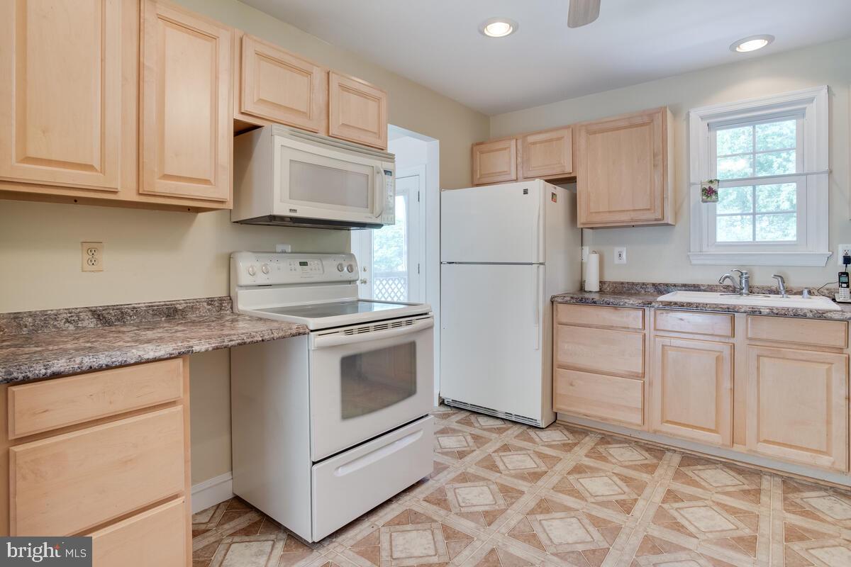 333 Dew Drop Lane Prince Frederick, MD 20678 - Photo 19 of 44