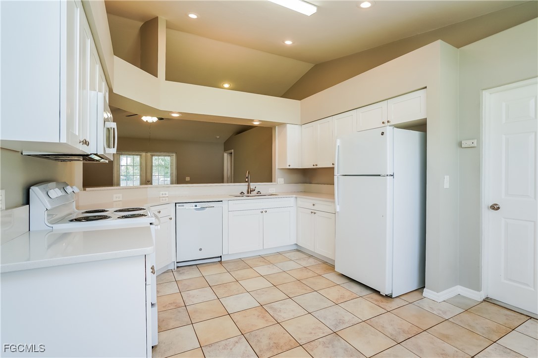 8434 Blackberry Road Fort Myers, FL 33967 - Photo 6 of 16