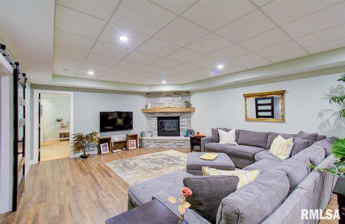 3616 St Anne's Drive Springfield, IL 62712 - Photo 29 of 42 Gallery Image 29
