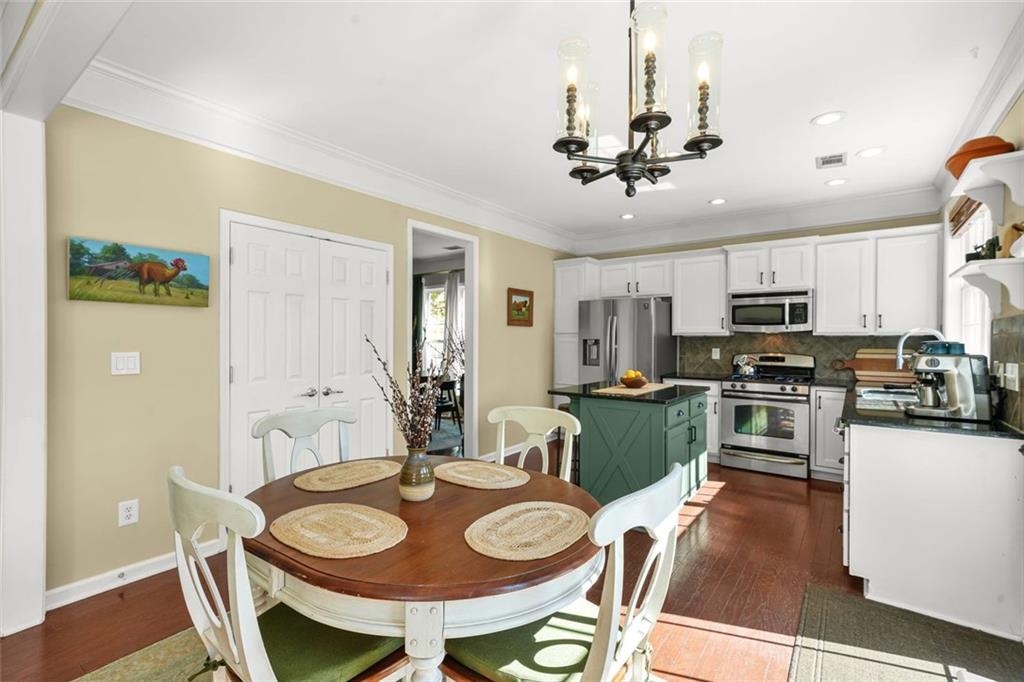 721 Berkeley Terrace Canton, GA 30115 - Photo 5 of 69