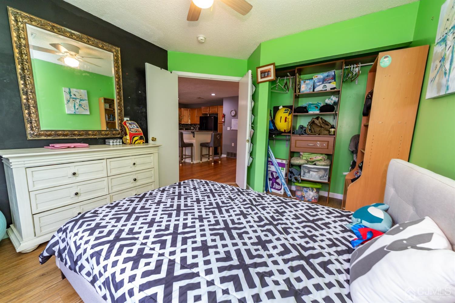 522 Edpas Road, Unit 522 New Brunswick, NJ 08901 - Photo 14 of 27